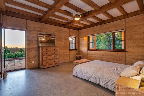 Rammed Earth Construction 002
